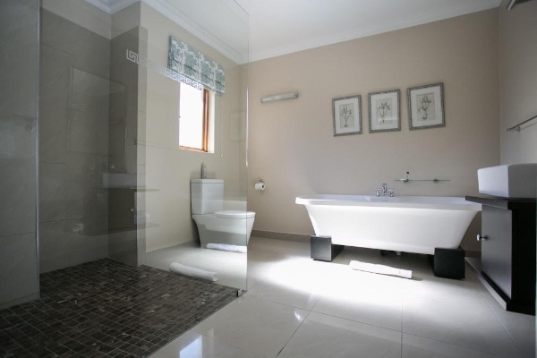 Hotel 18 Burlington B&B and Conference Venue (Newlands)